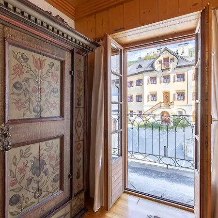 Apartment Chasa Tredeschin Scuol