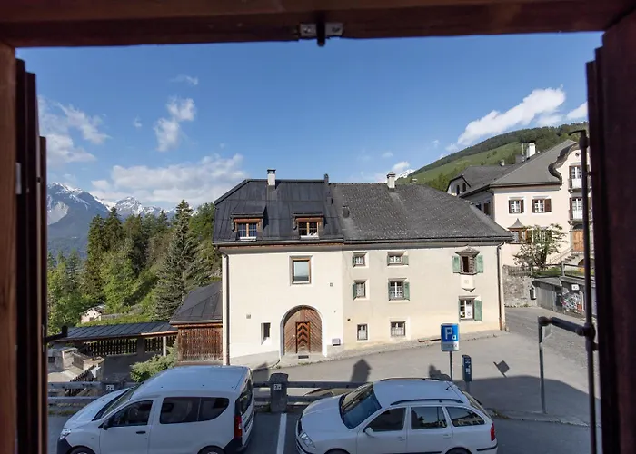 Appartement Chasa Tredeschin